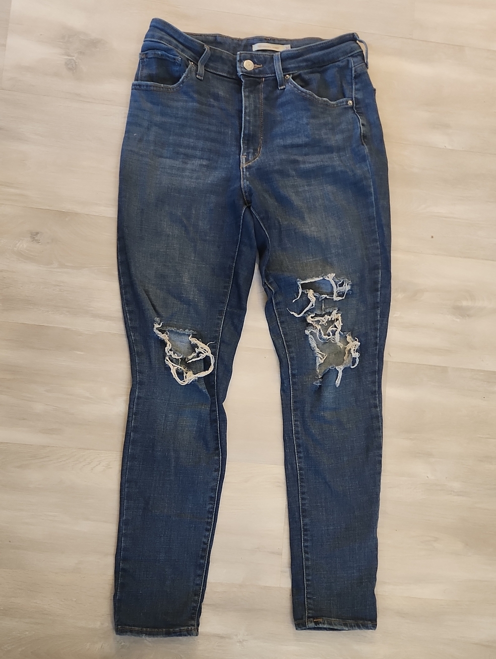 Levi's Dark Blue Ripped High-Rise Skinny Jeans
